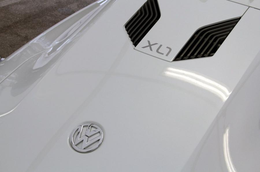  Volkswagen XL1 2014 года  (фото 27 из 37)